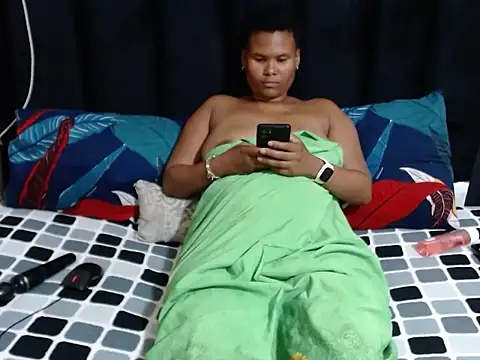 AriesCake online show from March 21, 9:01 pm