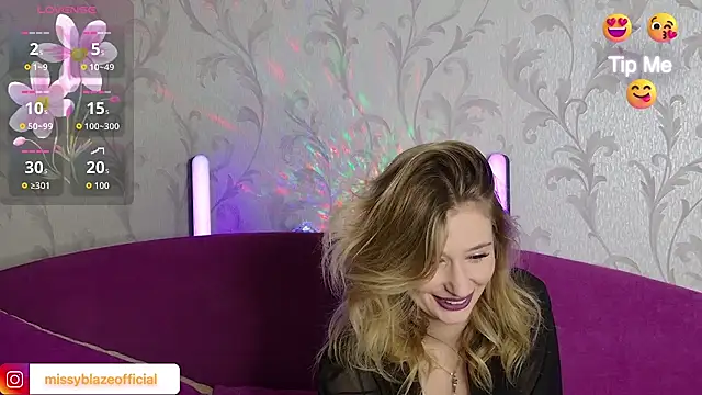 MissyBlaze online show from November 11, 9:04 pm