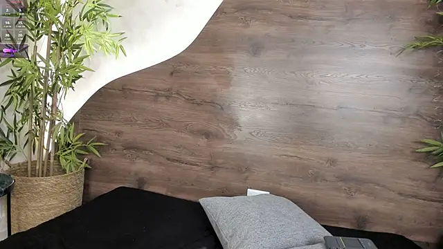 mia lacy  online show from November 16, 7:41 pm