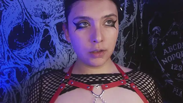 mikaskullcs online show from September 26, 12:58 am