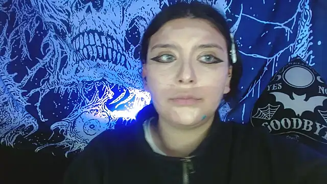 mikaskullcs online show from October 1, 4:40 am