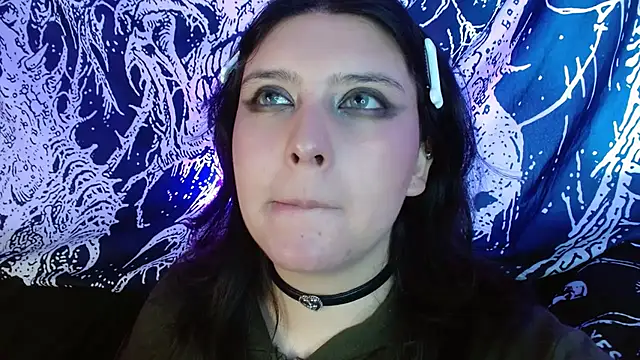 mikaskullcs online show from October 9, 4:21 am