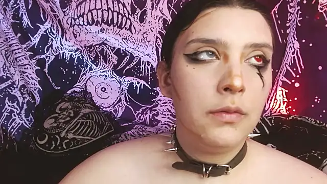 mikaskullcs online show from November 14, 9:24 pm