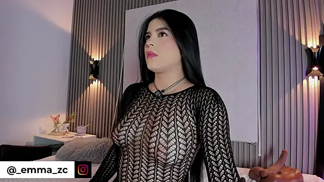 Emmazc  online show from March 18, 7:39 pm