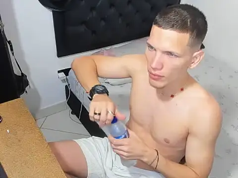 kevinkewman online show from December 19, 10:11 am