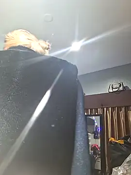 Snapshot of ItsBarbieBitcxxxx69 chatting on October 26, 7:58 am ItsBarbieBitcxxxx69 online show from October 26, 7:58 am