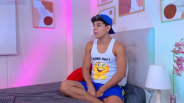 Snapshot of Almiboys chatting on July 2, 3:34 am Almiboys online show from July 2, 3:34 am