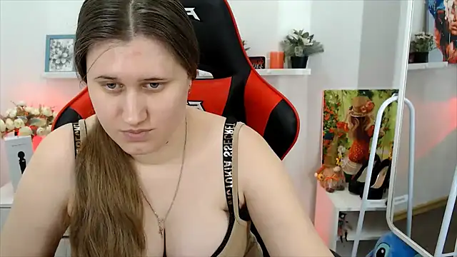 Lucky Lana online show from March 20, 5:46 am