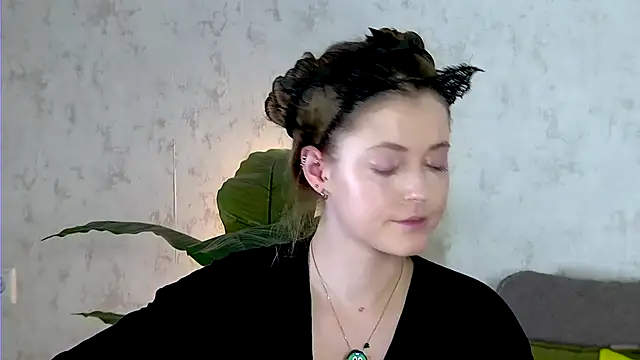 AshleyD  online show from November 24, 3:28 am