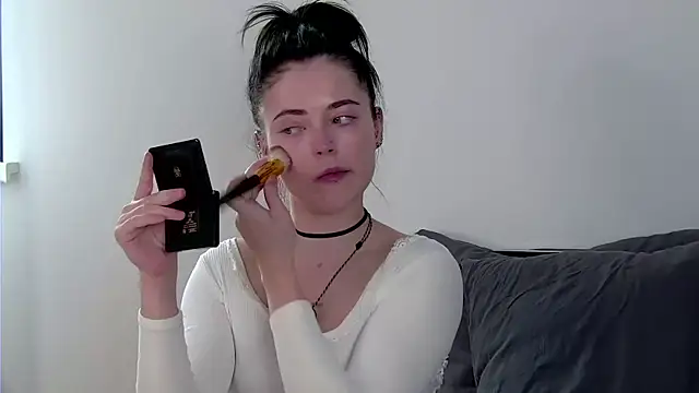 AshleyD  online show from May 24, 1:38 pm