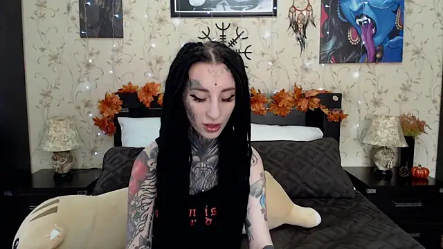Snapshot of Velvetbat chatting on October 5, 6:56 am Velvetbat online show from October 5, 6:56 am