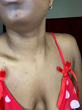 YummyMelanin117 online show from November 12, 8:08 pm