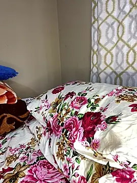 YummyMelanin117 online show from March 25, 1:39 pm