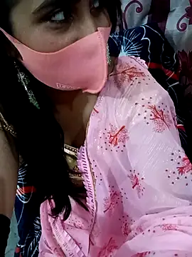 Snapshot of Summi-G chatting on March 22, 9:13 am Summi-G online show from March 22, 9:13 am