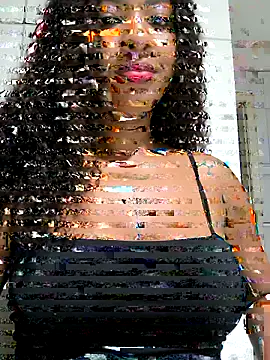 Snapshot of Angel_tammy chatting on February 18, 11:44 pm Angel tammy online show from February 18, 11:44 pm