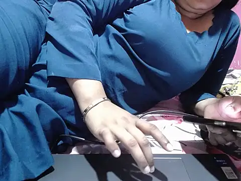 Flowing love online show from September 18, 6:10 pm