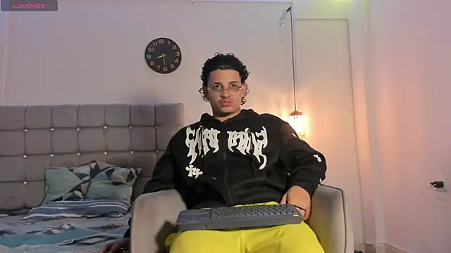 samxx muscle online show from December 5, 1:31 pm