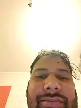 Snapshot of UAjit chatting on September 15, 1:38 am UAjit online show from September 15, 1:38 am