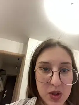 Vviikkssiikk online show from March 18, 8:48 pm