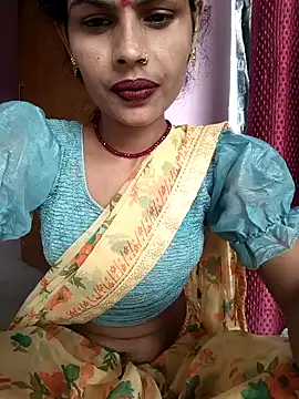 Snapshot of Eshna_Dabral chatting on October 5, 8:34 am Eshna Dabral online show from October 5, 8:34 am