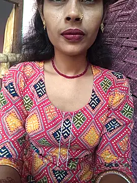 Snapshot of Eshna_Dabral chatting on October 11, 2:22 am Eshna Dabral online show from October 11, 2:22 am