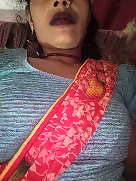 Snapshot of Eshna_Dabral chatting on October 11, 2:48 pm Eshna Dabral online show from October 11, 2:48 pm