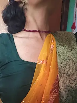 Snapshot of Eshna_Dabral chatting on October 19, 1:45 pm Eshna Dabral online show from October 19, 1:45 pm