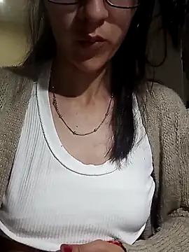 Snapshot of Camilitah chatting on October 13, 3:06 am Camilitah online show from October 13, 3:06 am