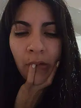 Camilitah online show from July 27, 3:30 pm