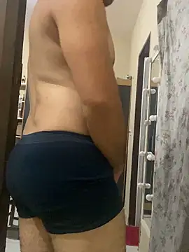 Snapshot of Souza_jlsm chatting on December 18, 4:57 pm Souza jlsm online show from December 18, 4:57 pm