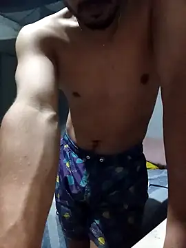 Snapshot of Tiococo420 chatting on October 13, 8:14 am Tiococo420 online show from October 13, 8:14 am