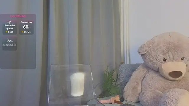 MellisaKim online show from October 27, 7:40 pm