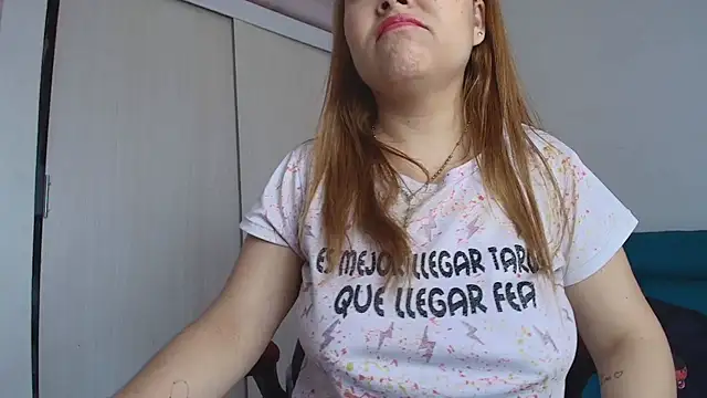 lovehotpink online show from December 1, 5:18 pm