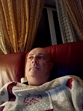 Alexis Bull online show from December 1, 12:04 am