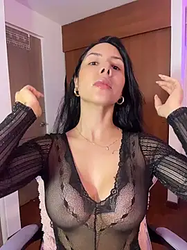 ArianaReynoldss online show from May 20, 9:59 am