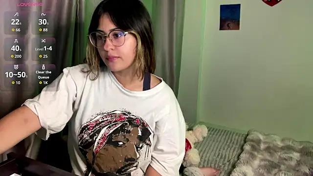 Snapshot of emma__bell_ chatting on September 25, 12:58 am emma bell online show from September 25, 12:58 am