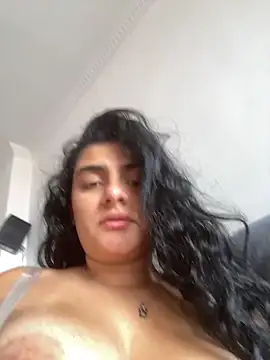 Snapshot of carlafox05 chatting on May 13, 2:47 pm carlafox05 online show from May 13, 2:47 pm
