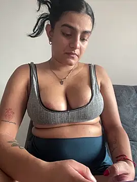 Snapshot of carlafox05 chatting on May 25, 7:31 pm carlafox05 online show from May 25, 7:31 pm