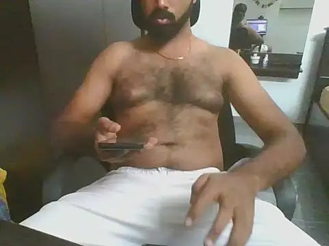 lovelyakash69 online show from February 15, 11:08 am