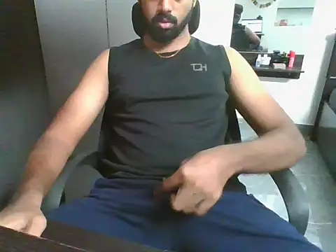 lovelyakash69 online show from April 21, 6:09 am