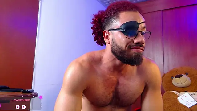Snapshot of pirata_fitness chatting on September 19, 9:15 pm pirata fitness online show from September 19, 9:15 pm