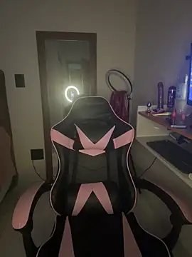 Manu 2002  online show from February 8, 2:37 am