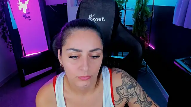 ValeriiMills online show from September 25, 2:54 pm