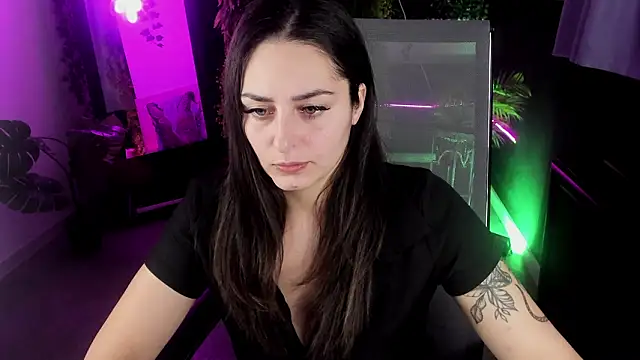 ValeriiMills online show from February 11, 2:55 pm