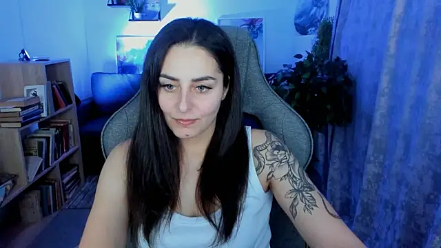 ValeriiMills online show from February 21, 2:51 pm