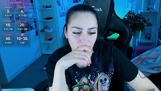 ValeriiMills online show from March 26, 10:04 pm