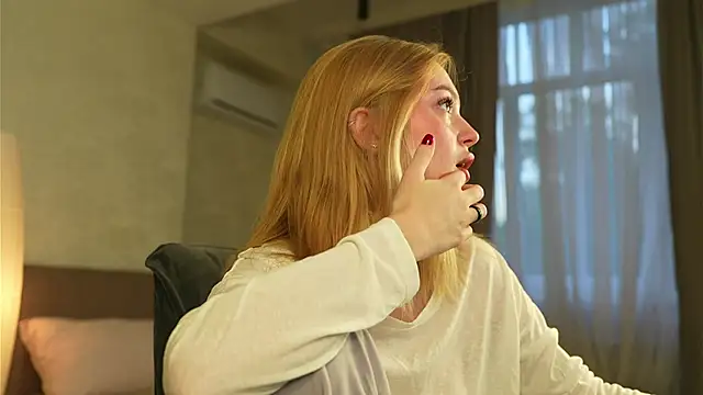 Cyberheart  online show from September 27, 2:44 pm