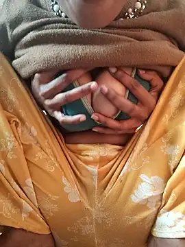 Desi Bhabi 01 online show from January 19, 3:10 am