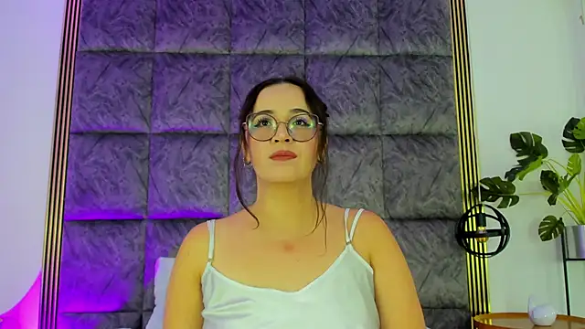 MeliissaAdamss online show from September 13, 8:52 pm