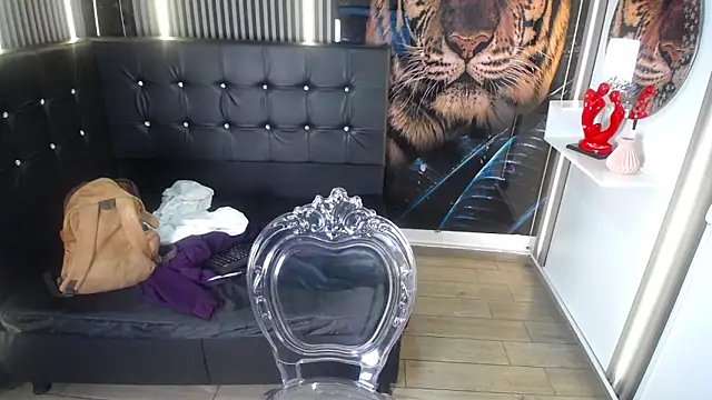 Cerecitaa02  online show from November 17, 2:56 pm